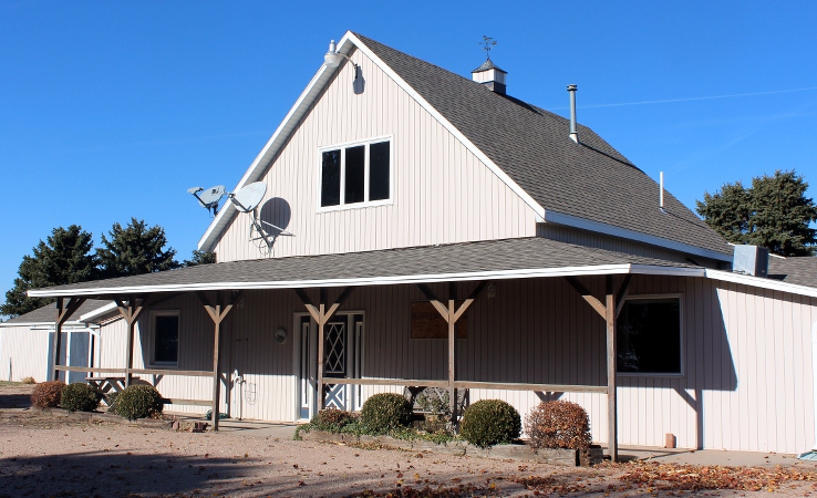 midwest-farm-management-building